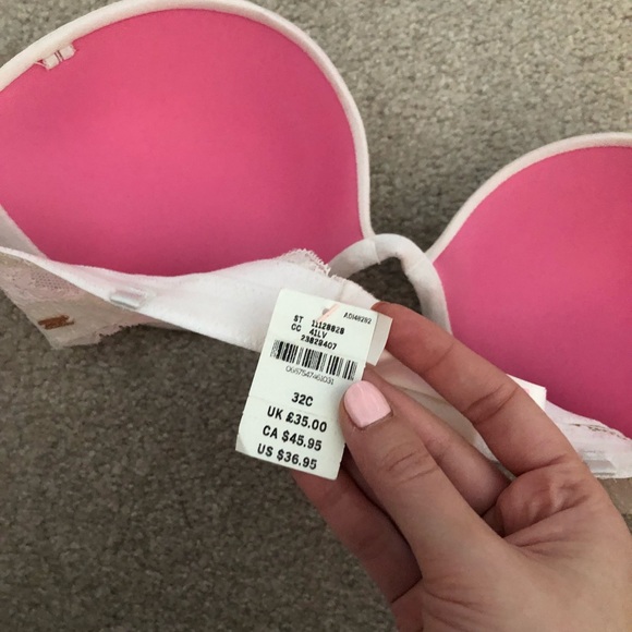 Victoria’s Secret strapless bra - Picture 3 of 3